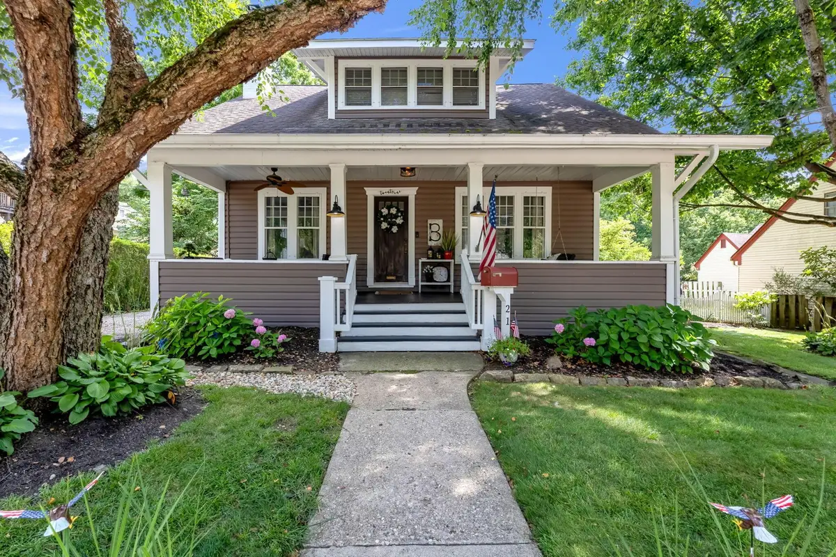 21 Elmwood Place, Westerville, OH 43081 - #1