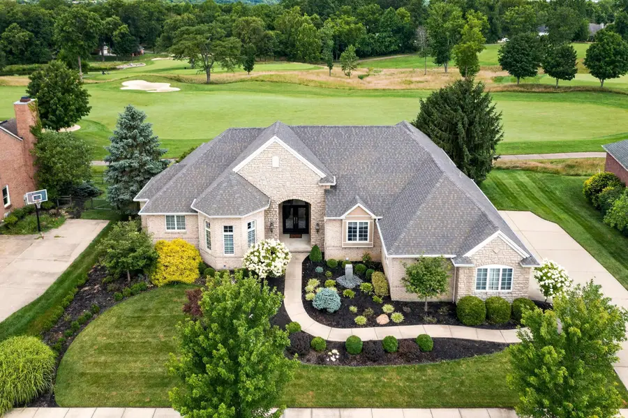 5521 Oak View Drive, Maineville, OH 45039 - #2
