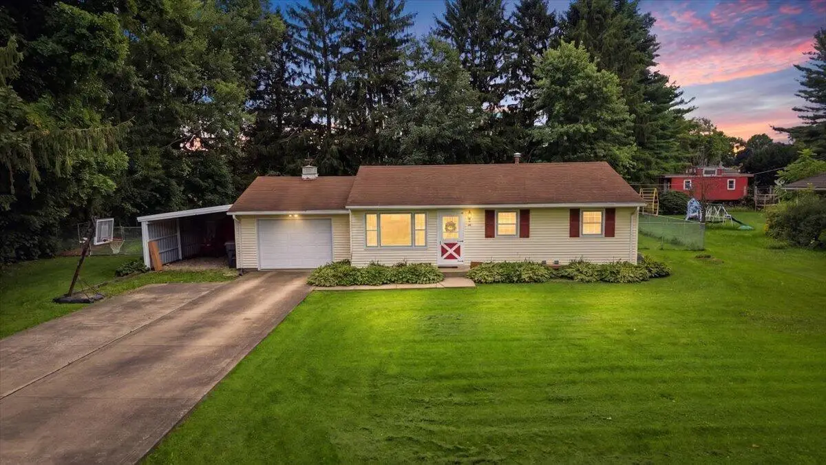 15 E Mound Street, Fredericktown, OH 43019 - #1