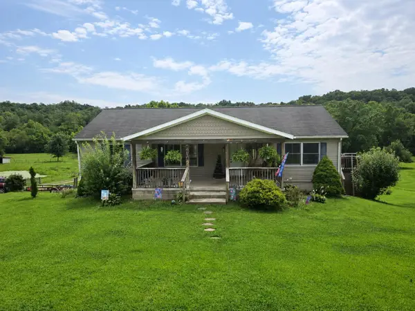 8005 Stone Castle Road, Athens, OH 45701