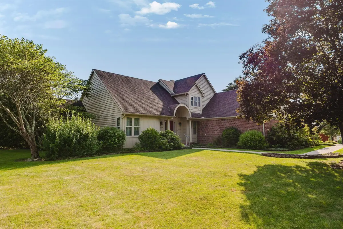 8429 London Groveport Road, Grove City, OH 43123 - #1
