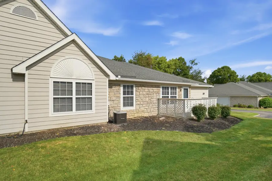 185 Groveport Pike, Canal Winchester, OH 43110 - #2
