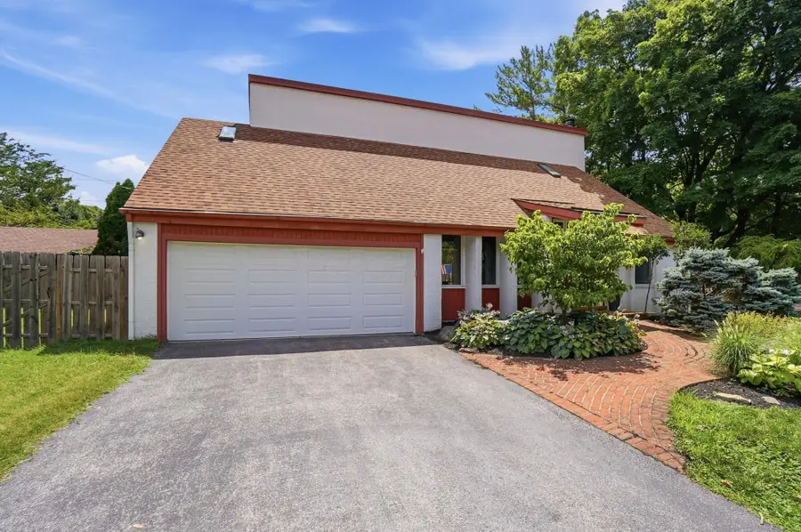 1916 W Lane Avenue, Upper Arlington, OH 43221 - #2