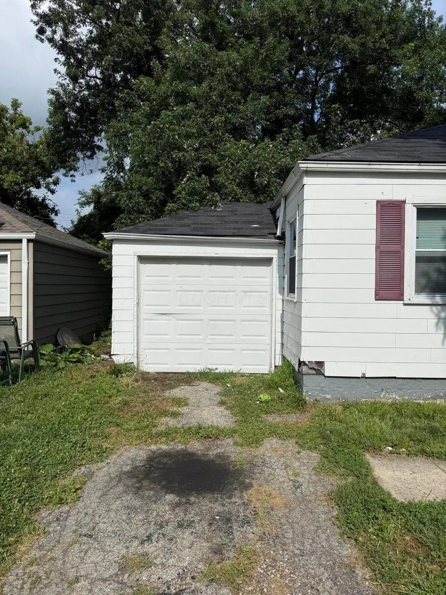 221 N Kellner Road, Columbus, OH 43209 - #3