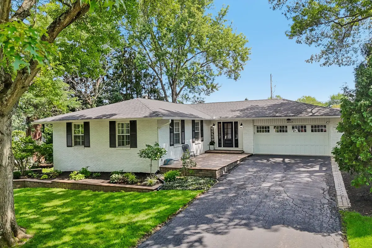 857 Lookout Point Drive, Columbus, OH 43235 - #1
