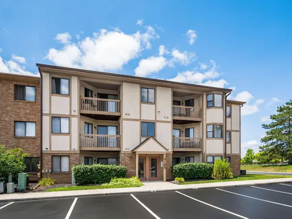 2196 Hedgerow Road, Columbus, OH 43220
