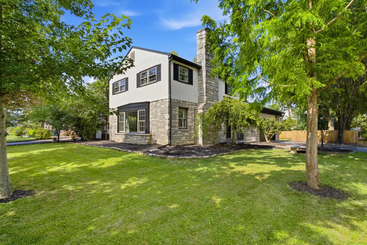 2569 Chester Road, Upper Arlington, OH 43221 - #1