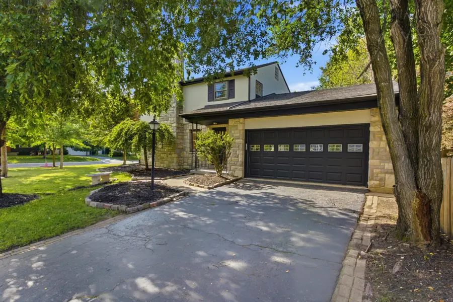 2569 Chester Road, Upper Arlington, OH 43221 - #2