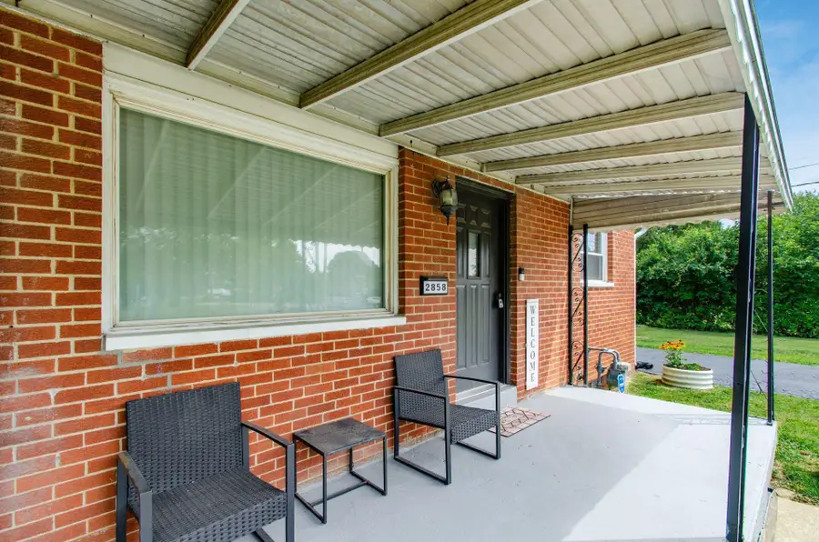2858 Fairwood Avenue, Columbus, OH 43207 - #3