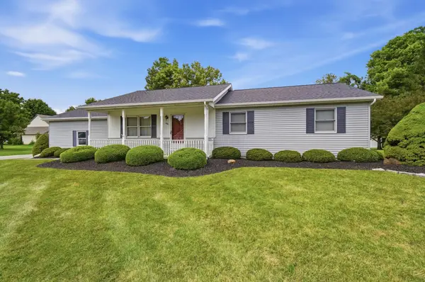 235 Timber Ridge Drive, Pickerington, OH 43147