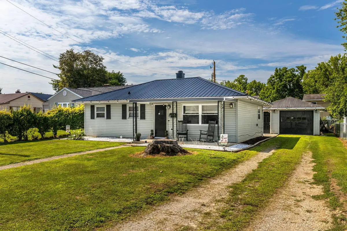 117 Dunmore Road, Circleville, OH 43113 - #1