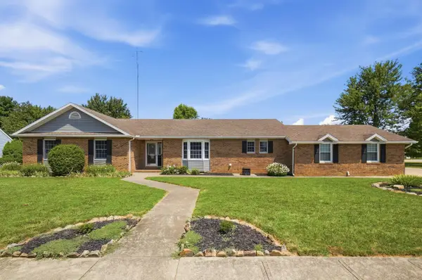 1104 Farmington Lane, Washington Court House, OH 43160