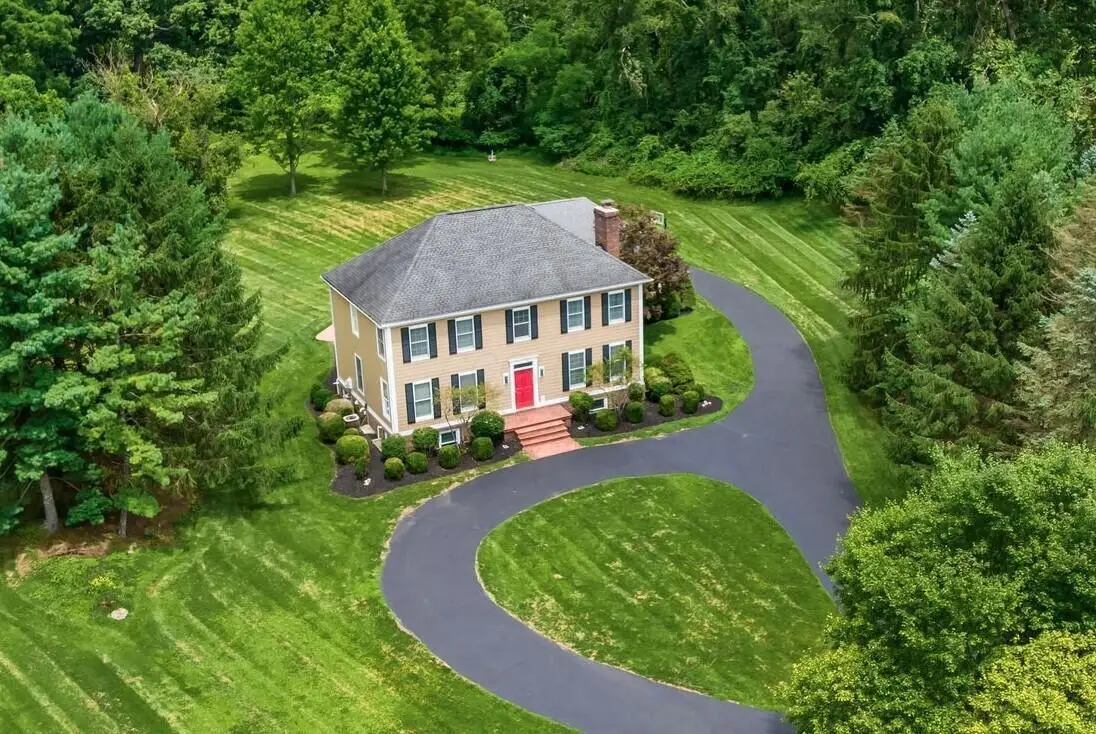 384 Longford Drive, Granville, OH 43023 - #1