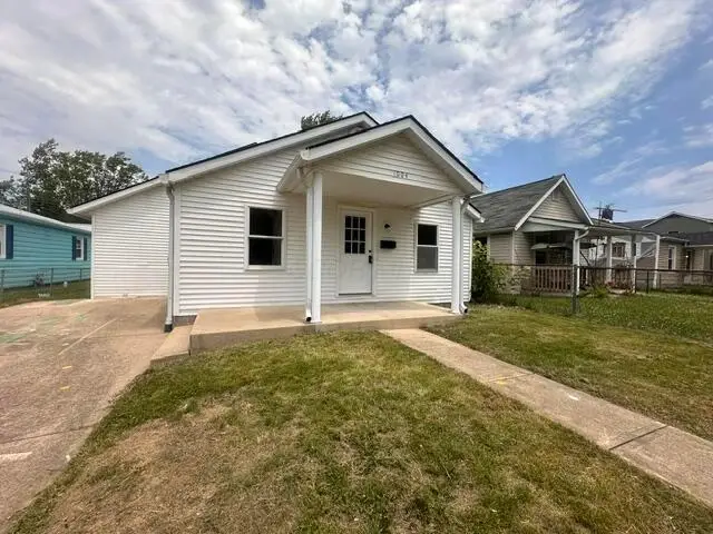 1004 Willard Street, Washington Court House, OH 43160 - #1