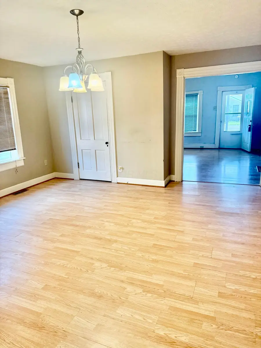 414 E Mound Street, Circleville, OH 43113 - #3