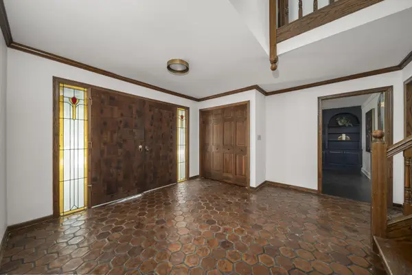 825 Bluffview Drive, Columbus, OH 43235