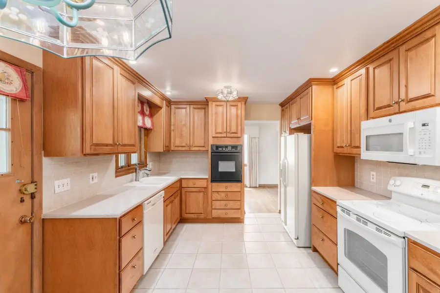 3628 Clearview Avenue, Columbus, OH 43220 - #3