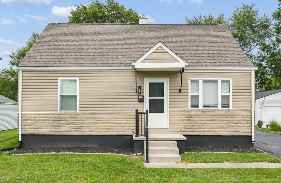196 Maple Drive, Columbus, OH 43228 - #2