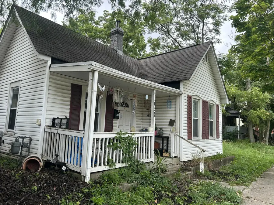 2537 Medary Avenue, Columbus, OH 43202 - #3