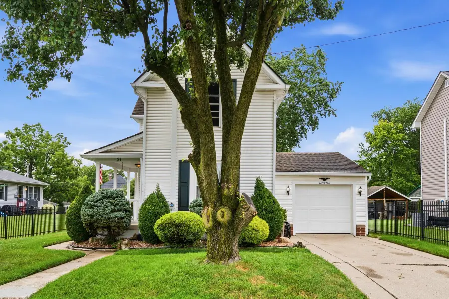 21 Toledo Street, Delaware, OH 43015 - #2
