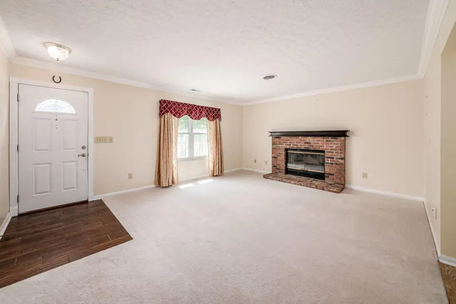 6368 Chelsea Glen Drive, Canal Winchester, OH 43110 - #3