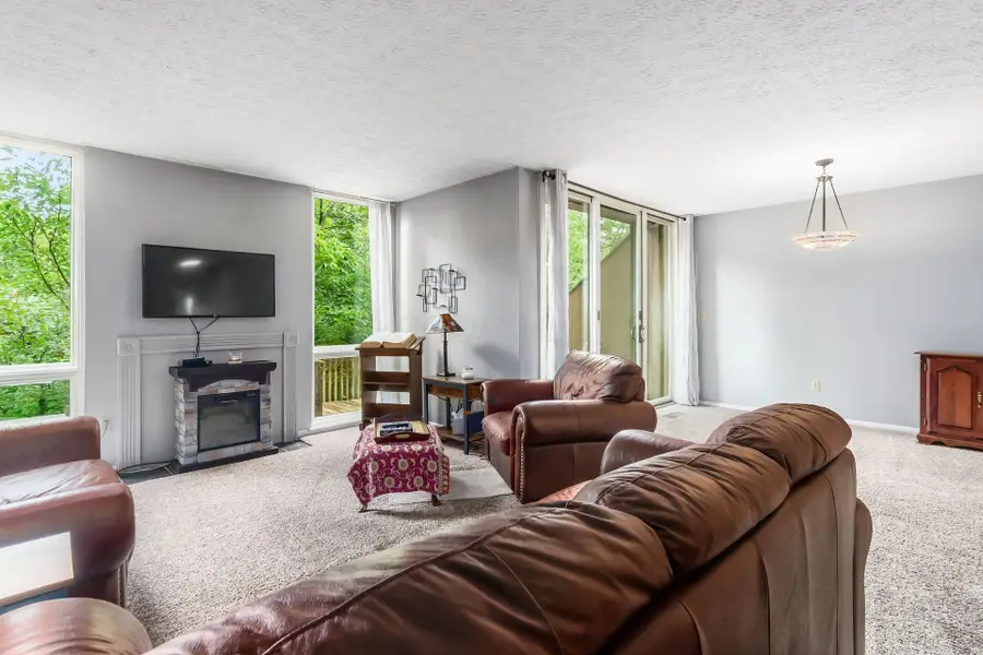 4852 Crazy Horse Lane, Westerville, OH 43081 - #3