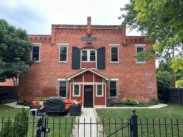 909 Gustavus Lane, Columbus, OH 43205 - #1