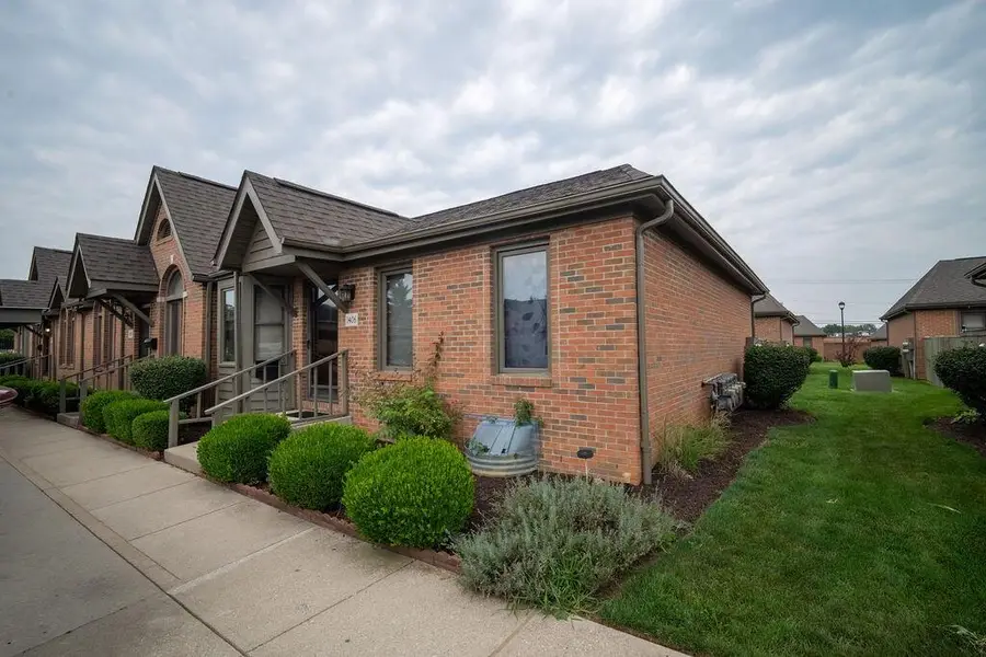 1406 Pegwood Drive, Columbus, OH 43229 - #2