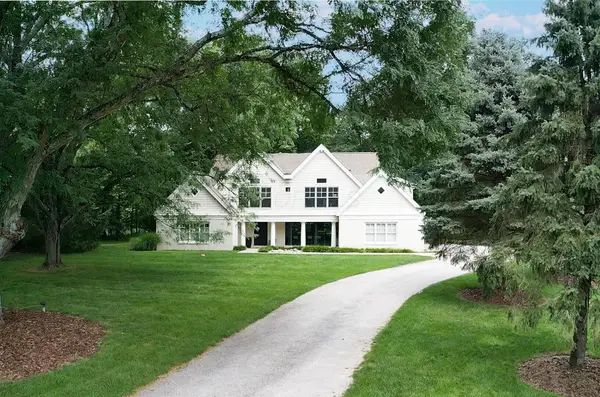 6530 Plesenton Drive, Worthington, OH 43085
