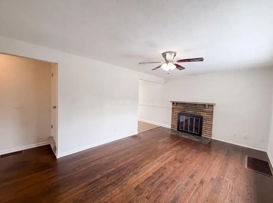 651 Raleigh Drive, Columbus, OH 43228 - #3