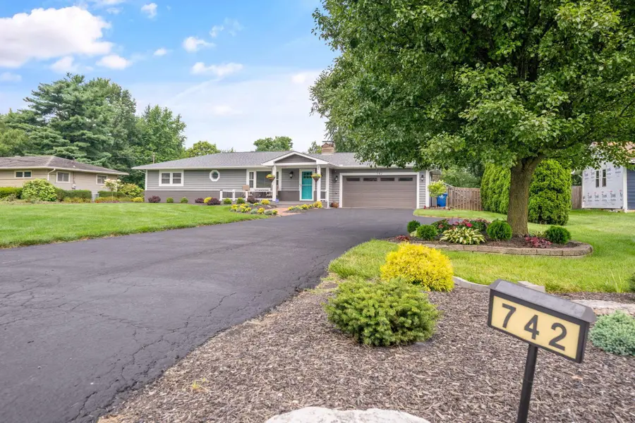 742 E College Avenue, Westerville, OH 43081 - #2