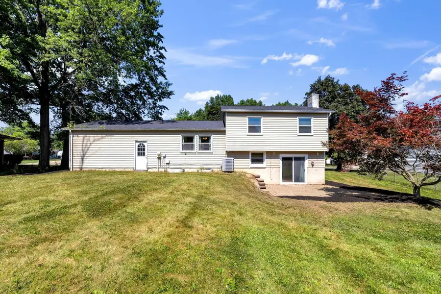 1055 Thomas Drive, Ashland, OH 44805 - #3
