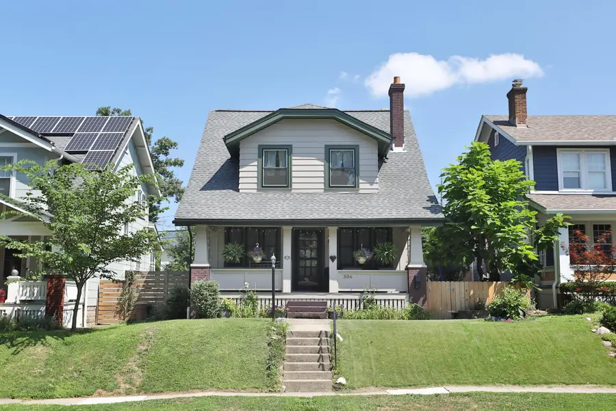 306 Crestview Road, Columbus, OH 43202 - #2