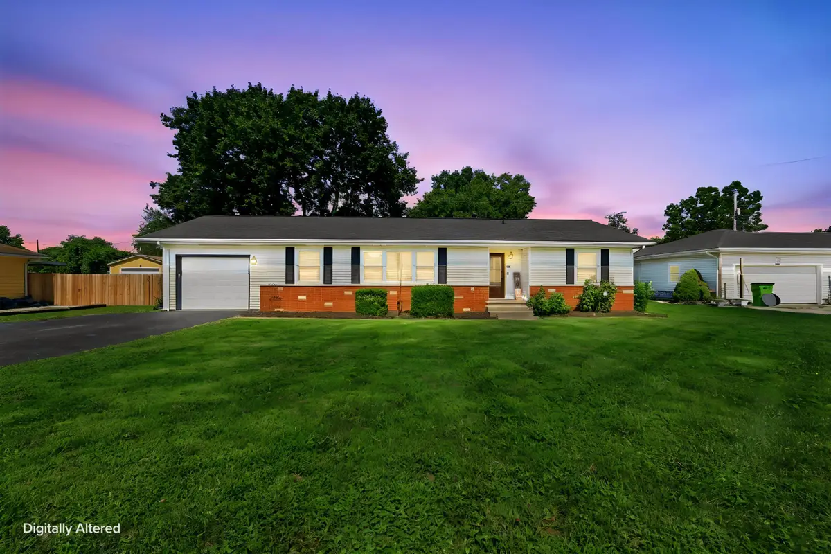 310 Walnut Creek Pike, Circleville, OH 43113 - #1