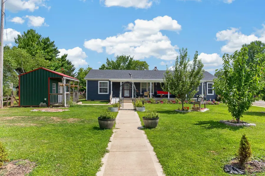 19 Main Street, Bloomingburg, OH 43106 - #2
