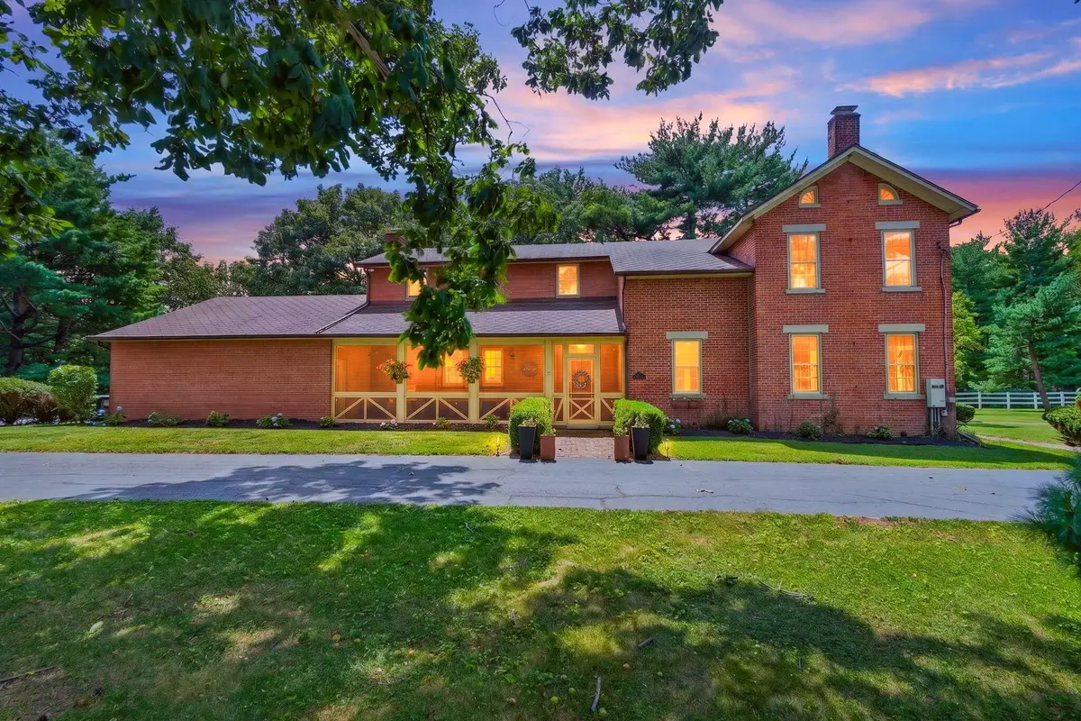 111 E Hocking Street, Canal Winchester, OH 43110 - #1