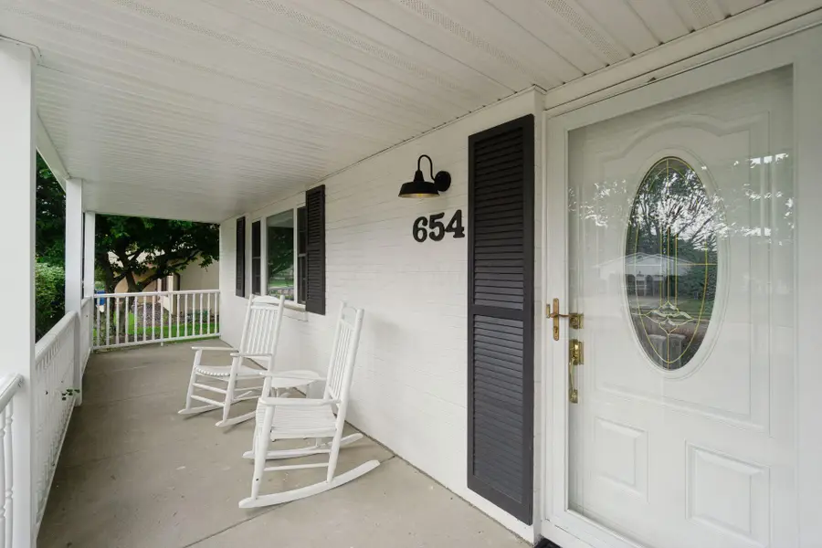654 Jonsol Court, Columbus, OH 43230 - #3