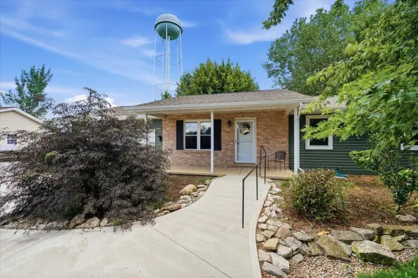 49 Lloyd Drive, North Lewisburg, OH 43060