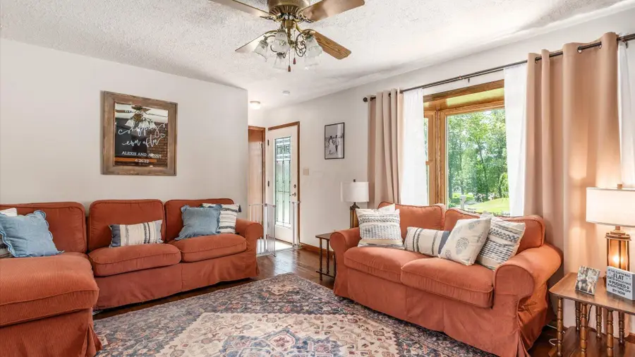 450 Jeffrey Lane, Zanesville, OH 43701 - #3