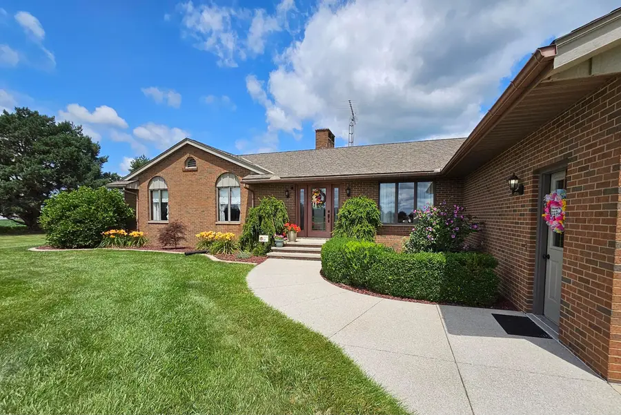 2560 Brokensword Road, Bucyrus, OH 44820 - #2