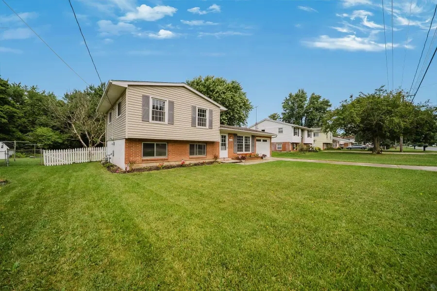 1536 Bellefontaine Avenue, Marion, OH 43302 - #2