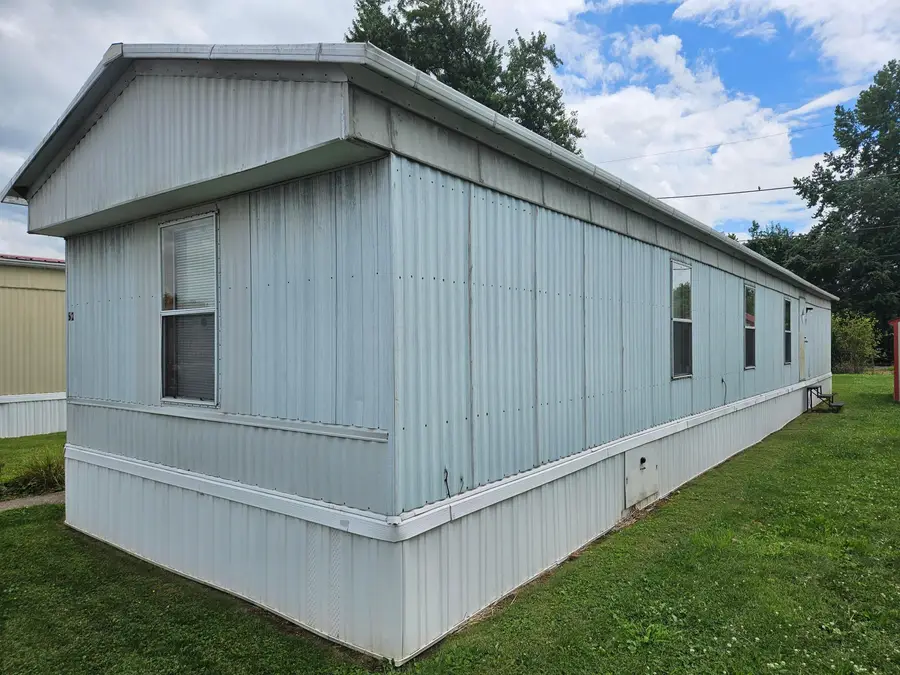 1570 E Main Street, Lancaster, OH 43130 - #2