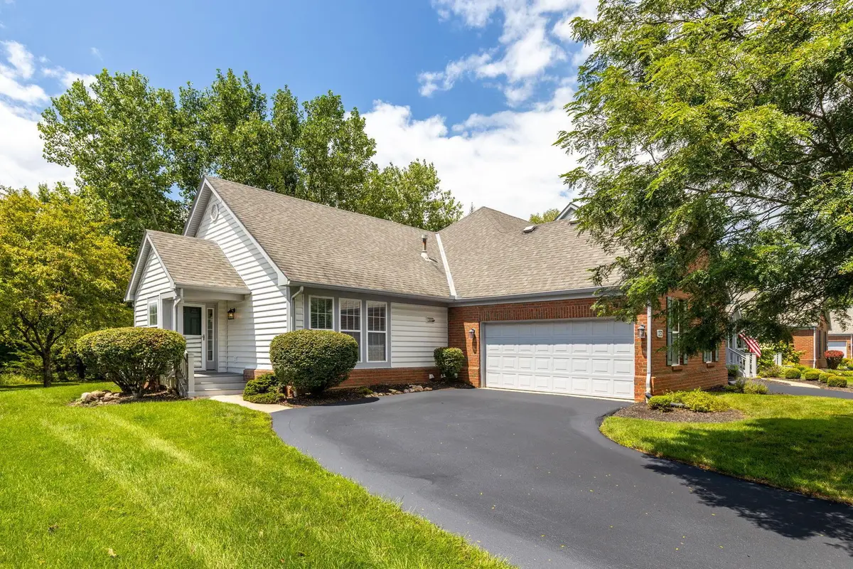 6526 Upper Lake Circle, Westerville, OH 43082 - #1