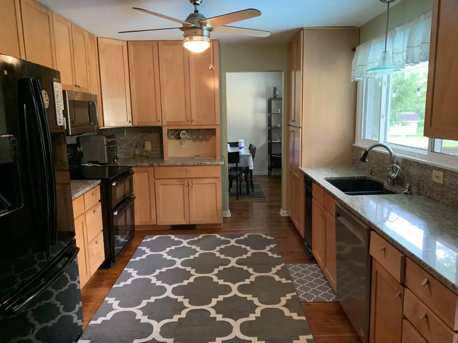 300 Heather Lane, Powell, OH 43065 - #3