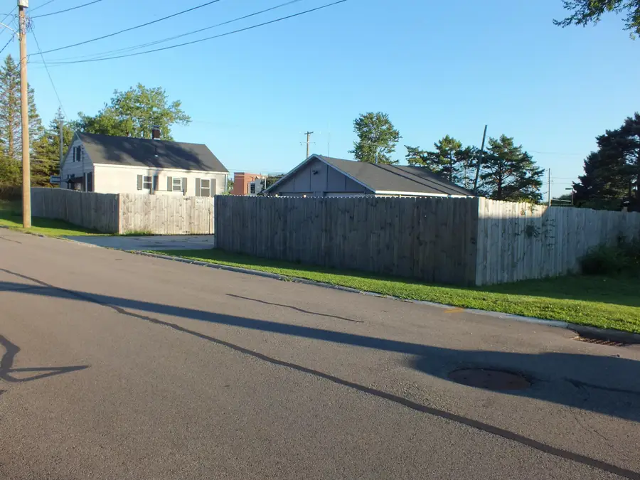 731 Rush Avenue, Bellefontaine, OH 43311 - #3