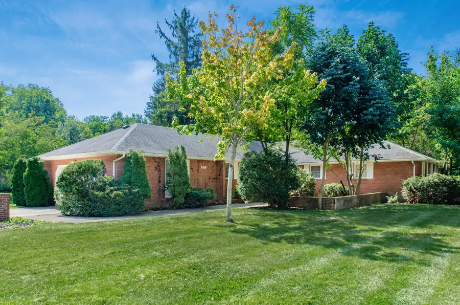 4260 Oxford Drive, Upper Arlington, OH 43220 - #2