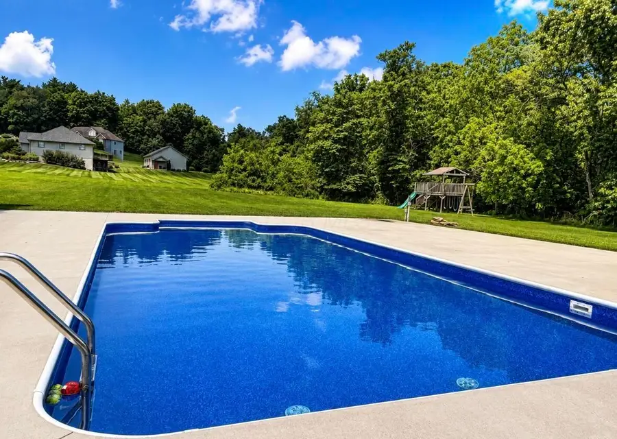 1850 Meadow Creek Creek, Zanesville, OH 43701 - #3