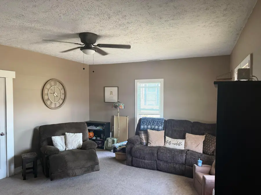 728 Columbus Avenue, Washington Court House, OH 43160 - #2