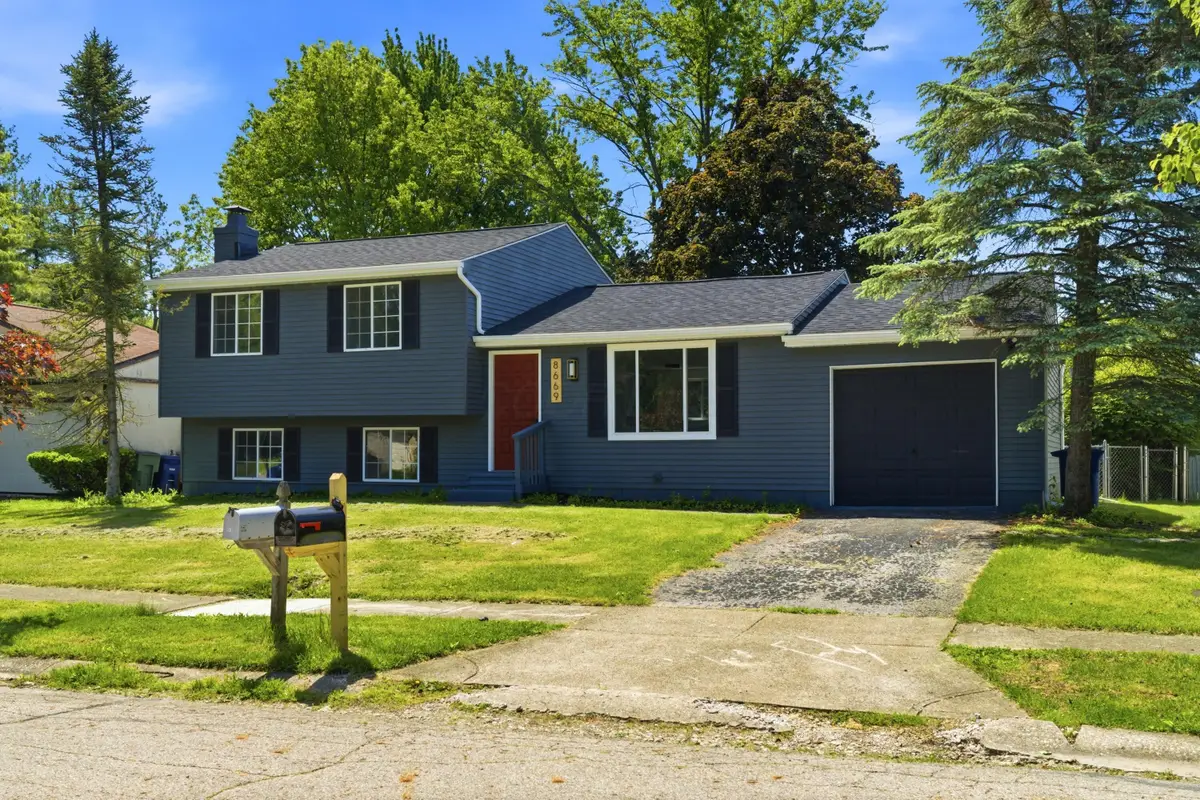8669 Ripton Drive, Powell, OH 43065 - #1