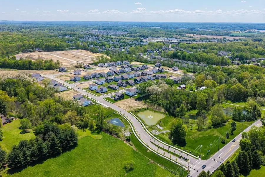 542 Creekside Loop S, Pataskala, OH 43062 - #2